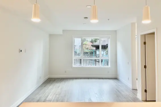 141 2035 Glenaire Drive, North Vancouver