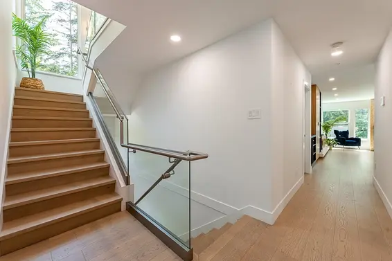 11 2425 Edgemont Boulevard, North Vancouver For Sale - image 16