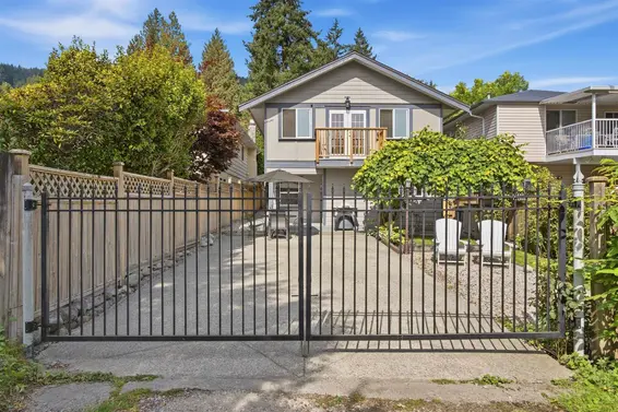 1153 Wellington Drive, North Vancouver For Sale - image 34