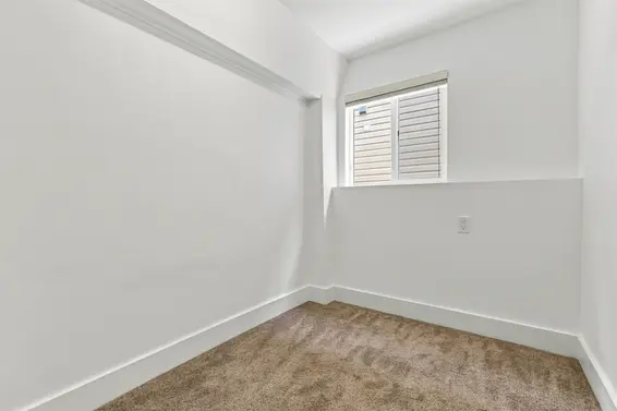 1153 Wellington Drive, North Vancouver For Sale - image 38