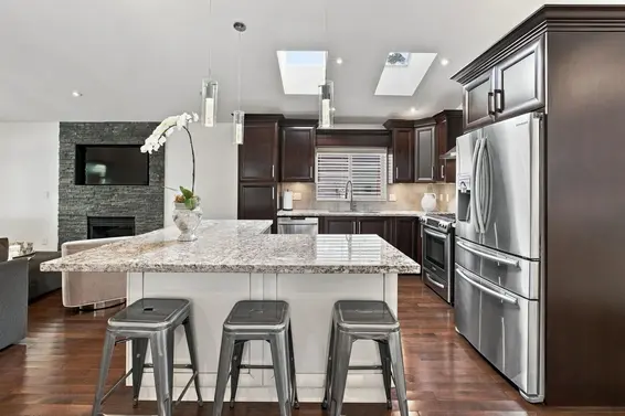 1153 Wellington Drive, North Vancouver For Sale - image 9