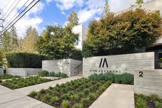 4 3730 Edgemont Boulevard, North Vancouver For Sale - image 4