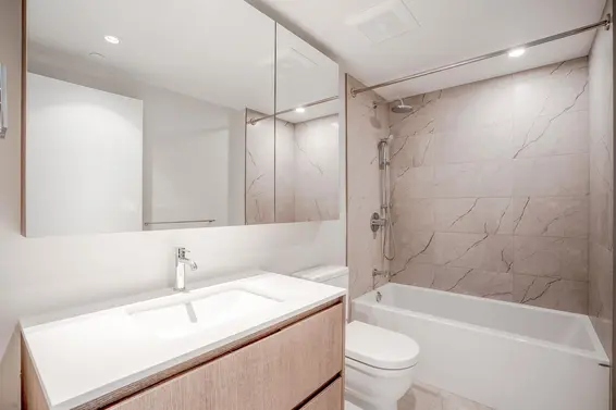 2201 1500 Fern Street, North Vancouver For Sale - image 11