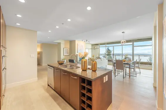 1002 3335 Cypress Place, West Vancouver For Sale - image 11