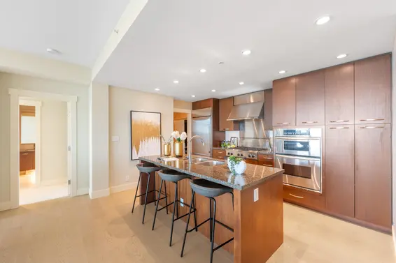 1002 3335 Cypress Place, West Vancouver For Sale - image 13