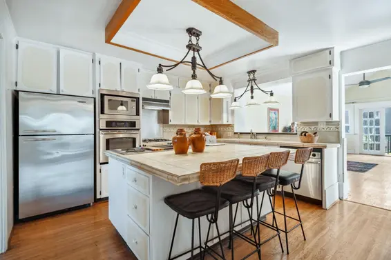 1312 Grand Boulevard, North Vancouver For Sale - image 10