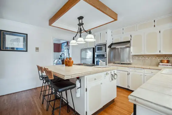 1312 Grand Boulevard, North Vancouver For Sale - image 11