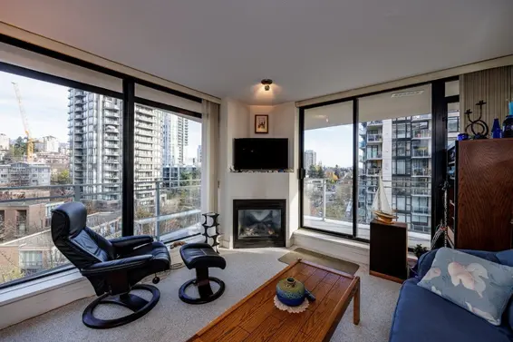 902 175 West 1st Street, North Vancouver For Sale - image 6