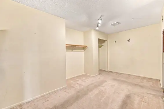 1071 Lillooet Road, North Vancouver For Sale - image 16