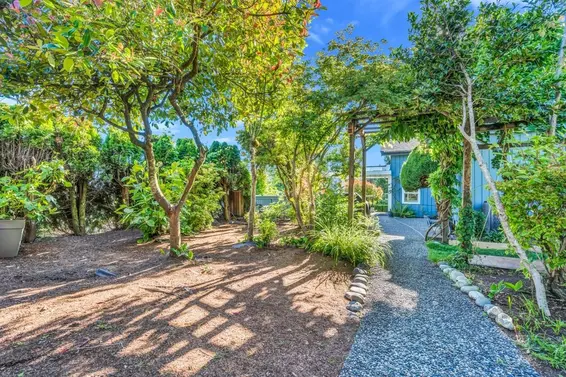300 West Balmoral Road, North Vancouver For Sale - image 36