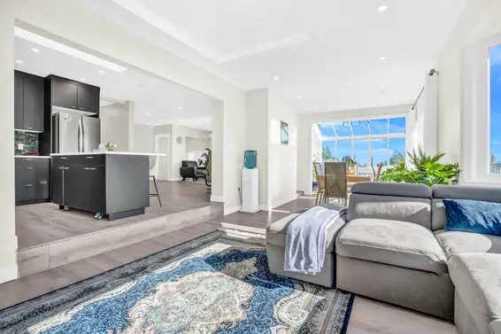 300 West Balmoral Road, North Vancouver For Sale - image 8