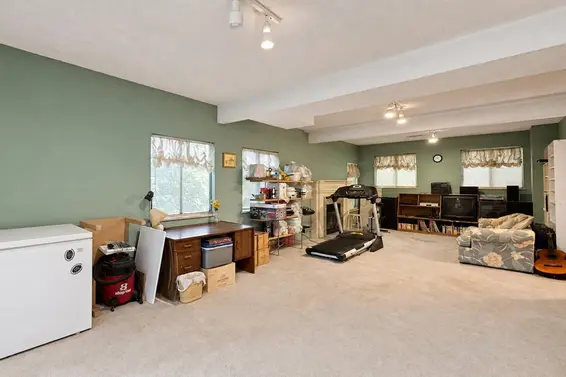 1679 Westover Road, North Vancouver For Sale - image 16