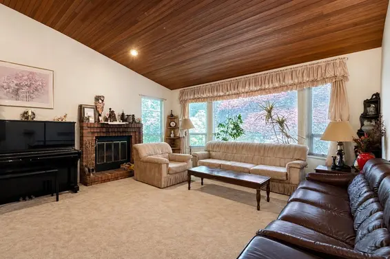 1679 Westover Road, North Vancouver For Sale - image 4