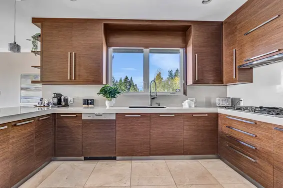 1365 Cammeray Road, West Vancouver For Sale - image 11