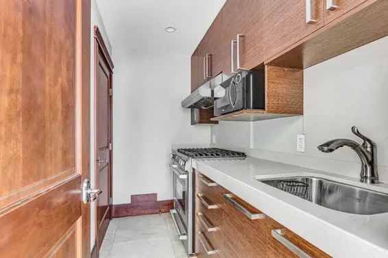 1365 Cammeray Road, West Vancouver For Sale - image 13
