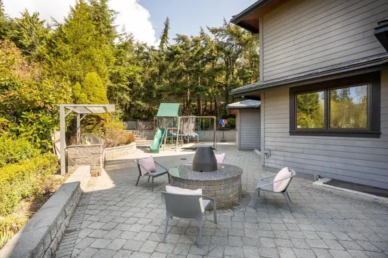 1365 Cammeray Road, West Vancouver For Sale - image 8
