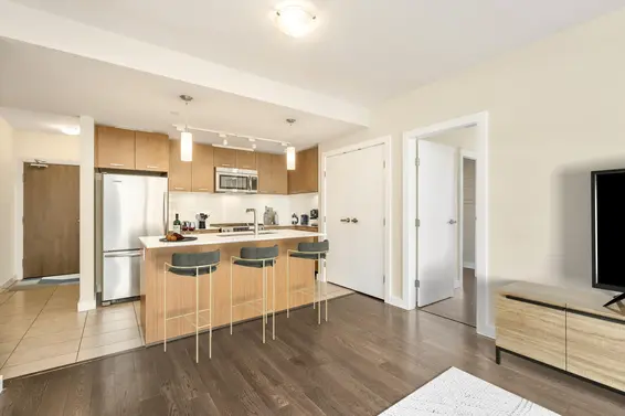 304 1177 Marine Drive, North Vancouver For Sale - image 11