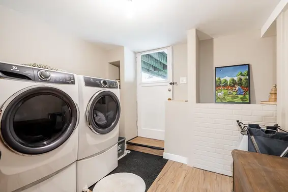 457 East 11th Street, North Vancouver For Sale - image 32