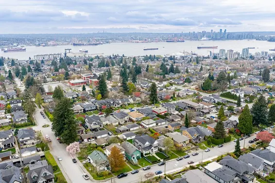 457 East 11th Street, North Vancouver For Sale - image 39