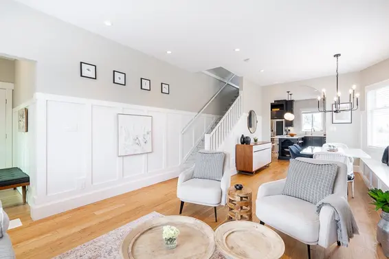 457 East 11th Street, North Vancouver For Sale - image 9