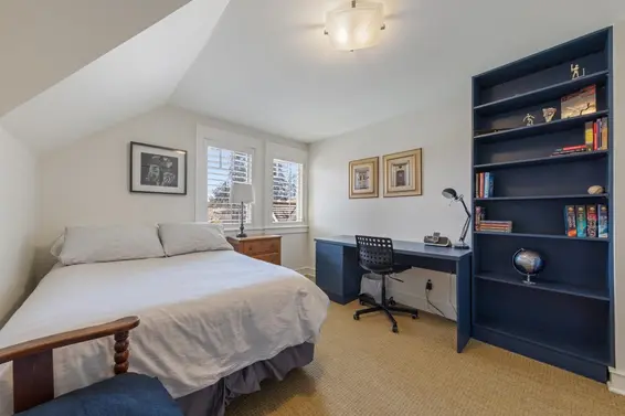 1102 Lodge Road, North Vancouver For Sale - image 18