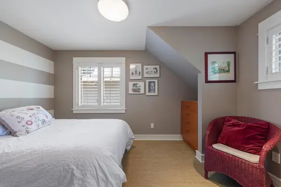 1102 Lodge Road, North Vancouver For Sale - image 19