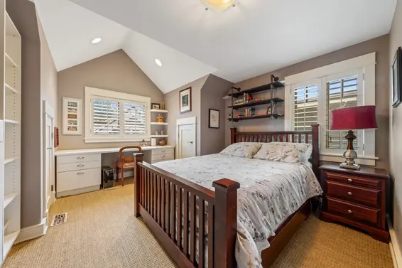 1102 Lodge Road, North Vancouver For Sale - image 20