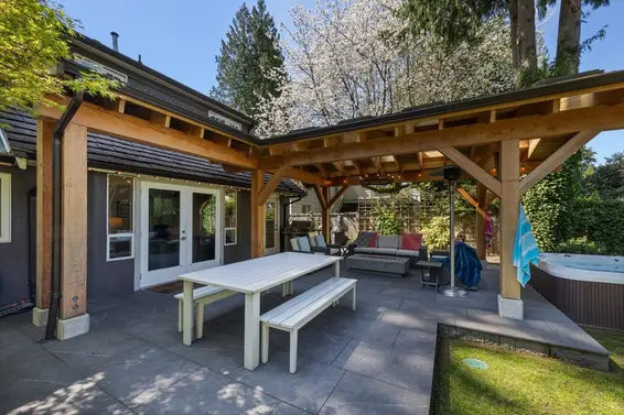1102 Lodge Road, North Vancouver For Sale - image 25