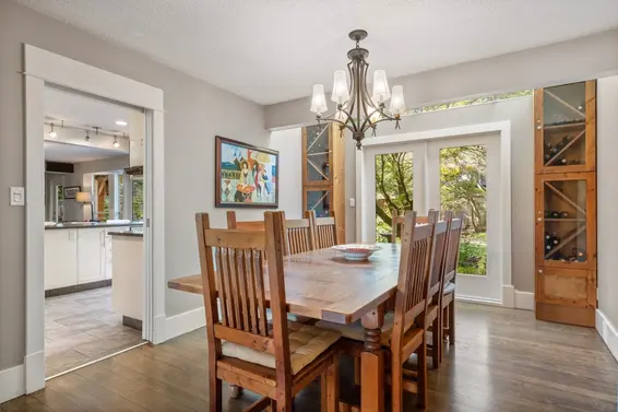 1102 Lodge Road, North Vancouver For Sale - image 5