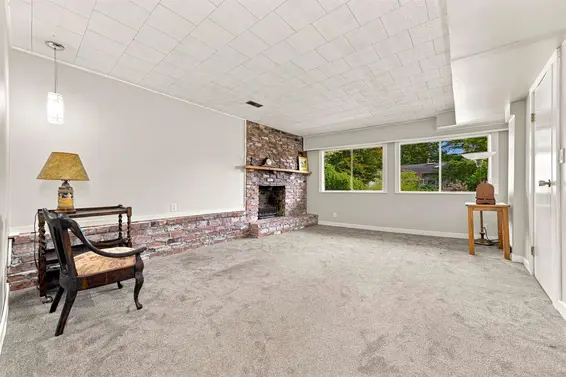 3773 Regent Avenue, North Vancouver For Sale - image 20