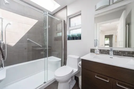 1504 Jubilee Court, North Vancouver For Sale - image 23