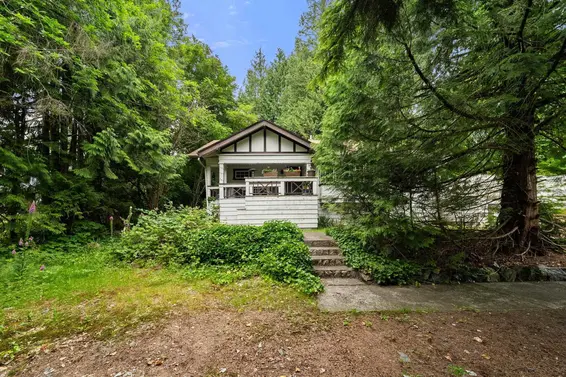 338 East Osborne Road, North Vancouver For Sale - image 3