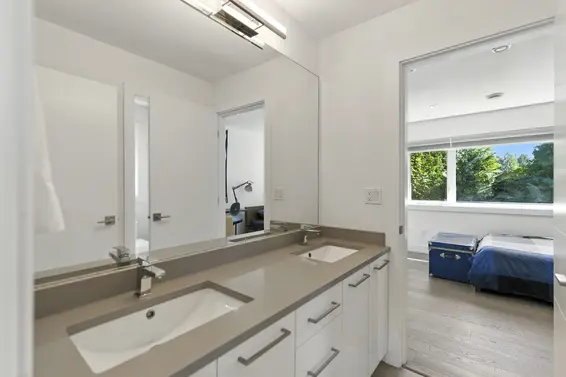 1891 Burrill Avenue, North Vancouver For Sale - image 30