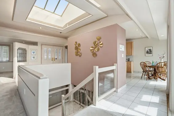 4493 Epps Avenue, North Vancouver For Sale - image 15