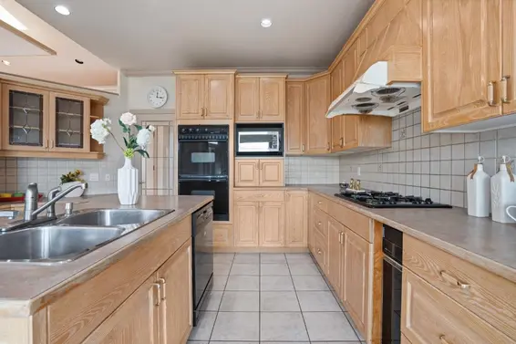 4493 Epps Avenue, North Vancouver For Sale - image 18