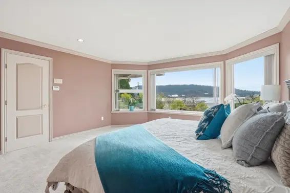 4493 Epps Avenue, North Vancouver For Sale - image 22