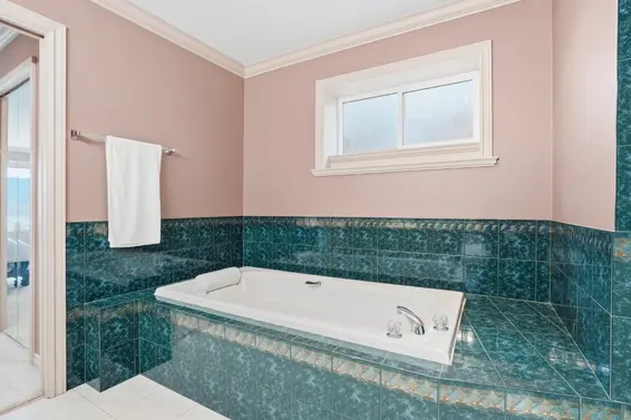 4493 Epps Avenue, North Vancouver For Sale - image 26