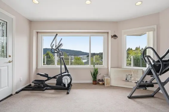 4493 Epps Avenue, North Vancouver For Sale - image 30