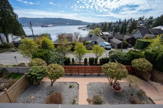 4493 Epps Avenue, North Vancouver For Sale - image 36