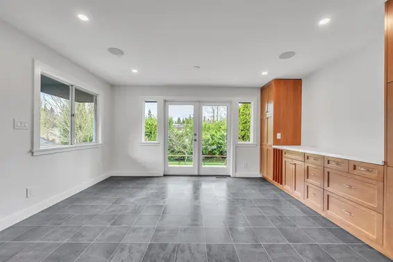 1585 Ross Road, North Vancouver For Sale - image 10