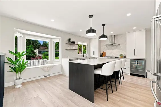 1999 Rufus Drive, North Vancouver For Sale - image 3