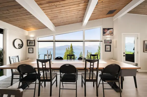 195 Kelvin Grove Way, Lions Bay For Sale - image 1