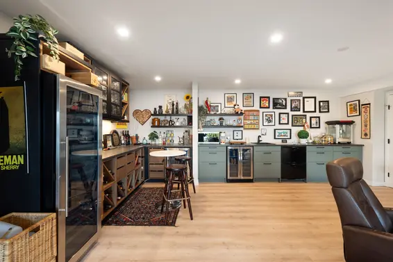 195 Kelvin Grove Way, Lions Bay For Sale - image 23