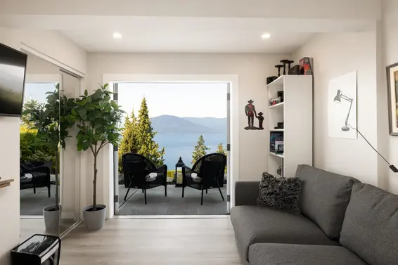 195 Kelvin Grove Way, Lions Bay For Sale - image 24