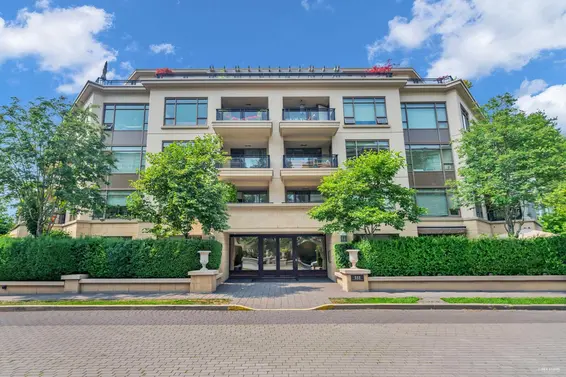 202 533 Waters Edge Crescent, West Vancouver