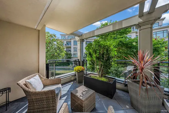 202 533 Waters Edge Crescent, West Vancouver For Sale - image 27