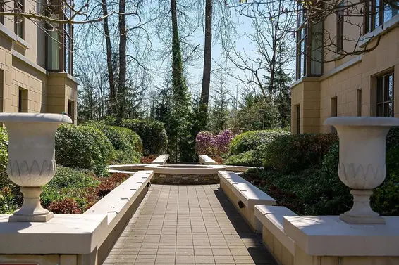 202 533 Waters Edge Crescent, West Vancouver For Sale - image 34