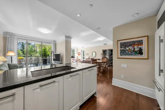202 533 Waters Edge Crescent, West Vancouver For Sale - image 6