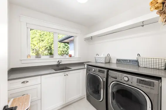 540 Brand Street, North Vancouver For Sale - image 30