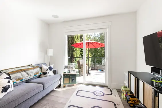540 Brand Street, North Vancouver For Sale - image 32